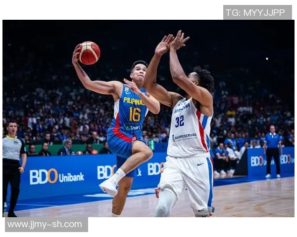 中国男篮对阵菲律宾精彩比赛录像回顾与分析全场亮点尽在其中